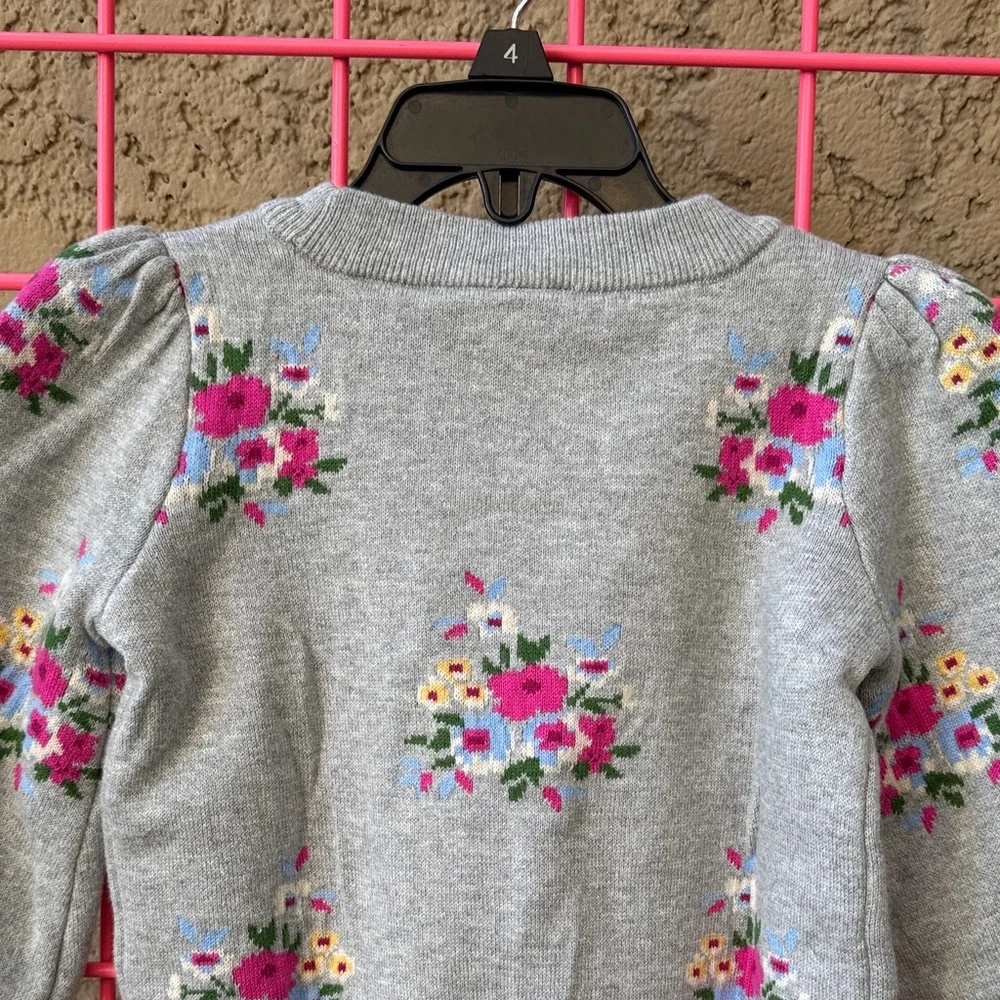 New Gap Gray Floral Knitted Cotton Sweater
